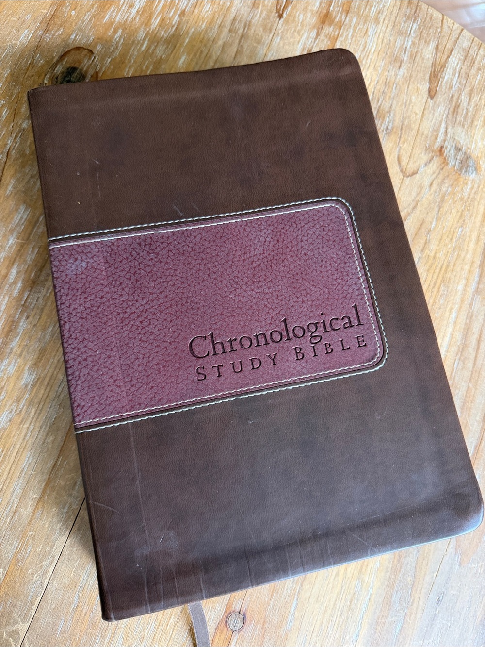 Chronological Study Bible - Brown and Burgundy Faux Leather Cover. NIV